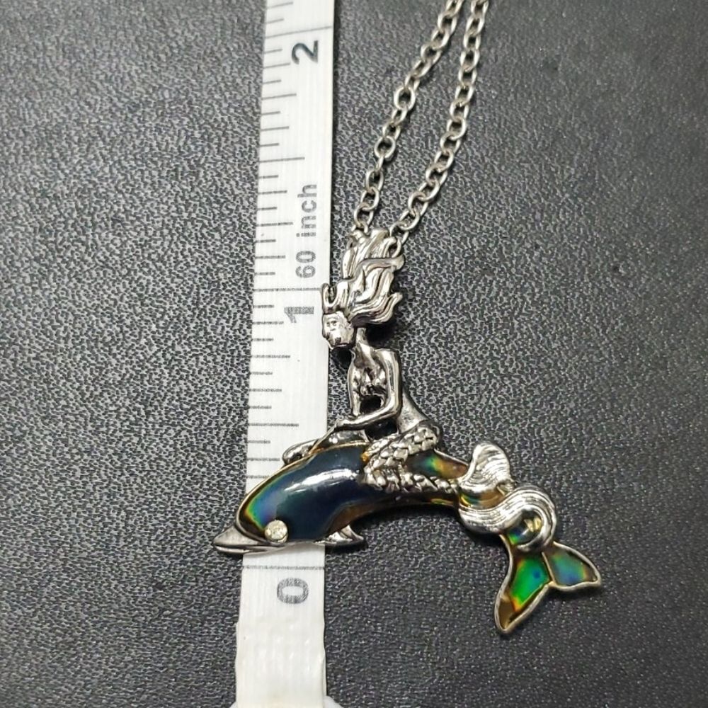 **Last Chance!! Final Sale** Silver tone mood mermaid pendant necklace 18-21.5" - Picture 8 of 13
